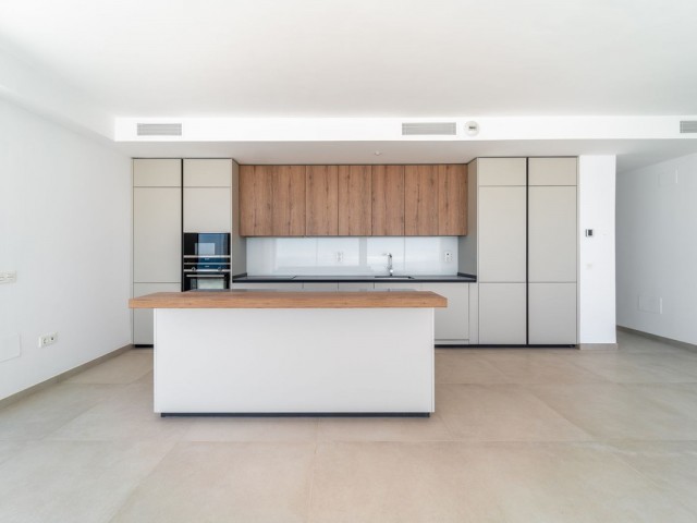 4 Bedrooms Apartment in Benalmadena Pueblo