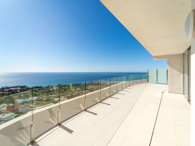4 Bedrooms Apartment in Benalmadena Pueblo