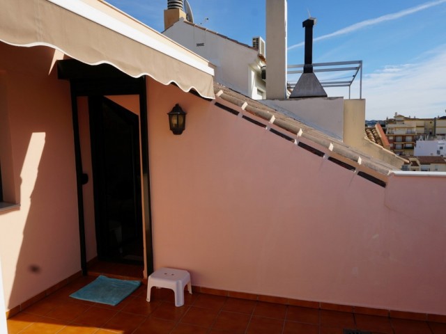 Ático con 3 Dormitorios  en Vélez-Málaga