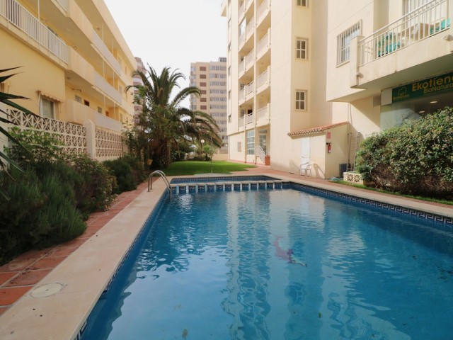 Apartment, Los Boliches, R4068202