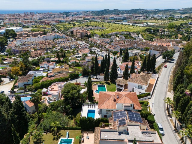 7 Makuuhuoneen Huvila Campo Mijas