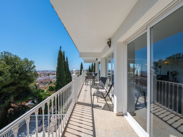 7 Makuuhuoneen Huvila Campo Mijas
