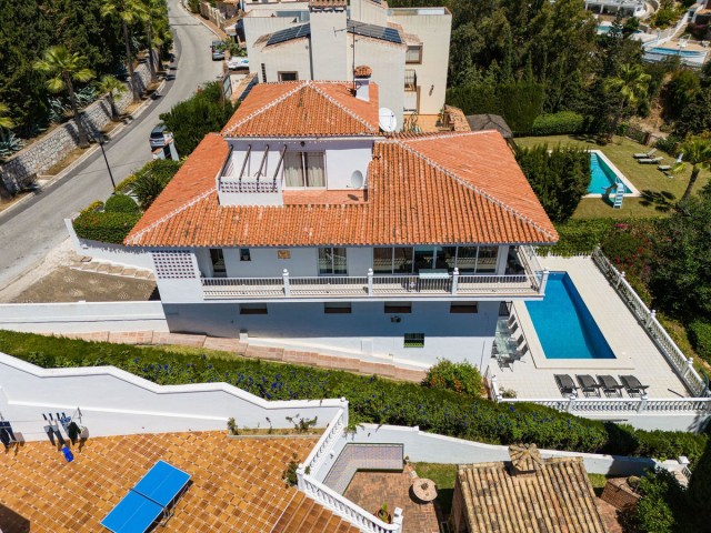 7 Makuuhuoneen Huvila Campo Mijas