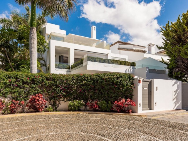4 Bedrooms Villa in The Golden Mile