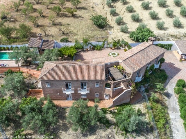 4 Soveroms Villa i Alhaurín de la Torre