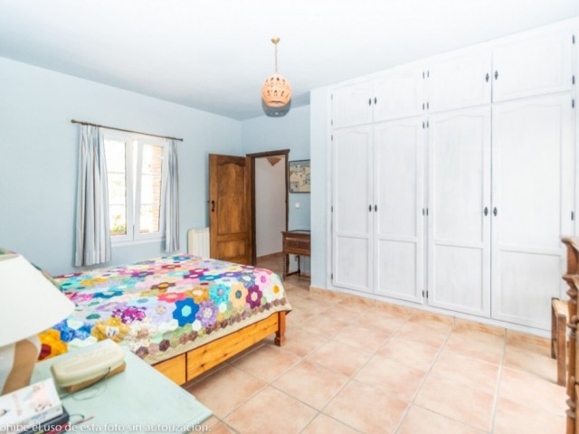 4 Soveroms Villa i Alhaurín de la Torre