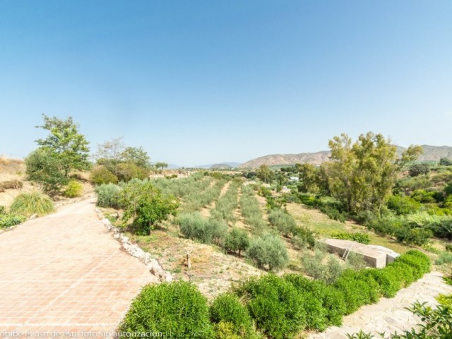 4 Slaapkamer Villa in Alhaurín de la Torre