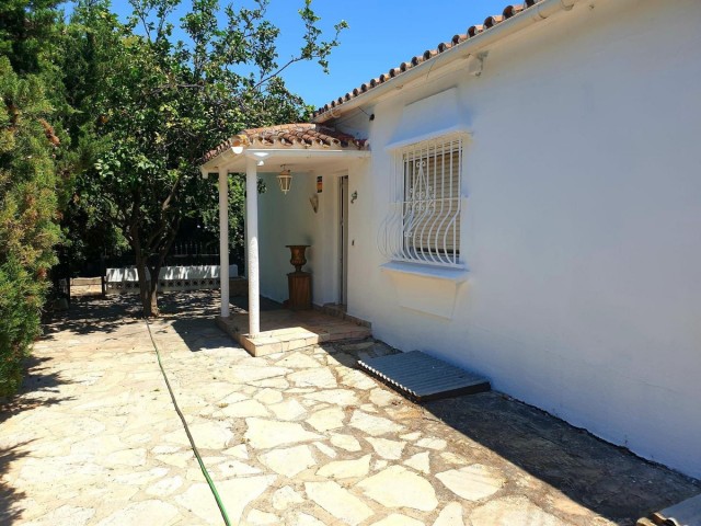 Villa, Marbesa, R4653058