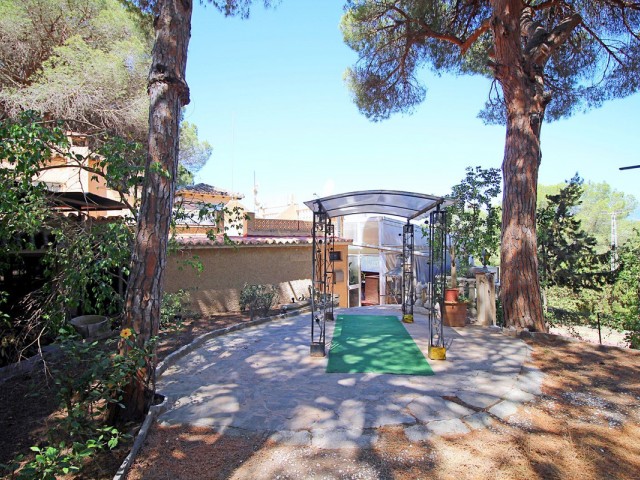 Kommerziell, Marbesa, R4068490