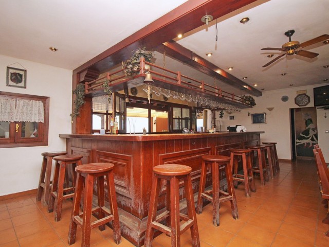 Kommerziell in Marbesa