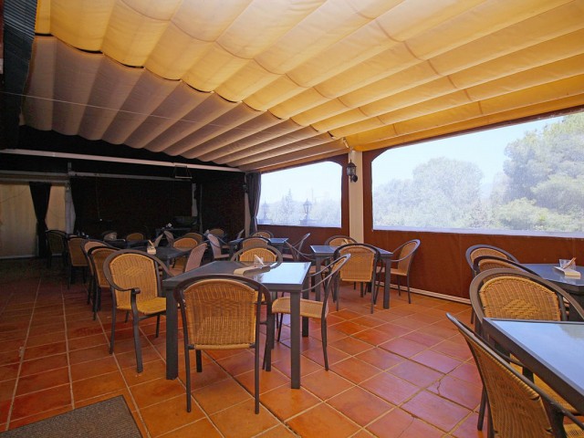 Kommerziell in Marbesa