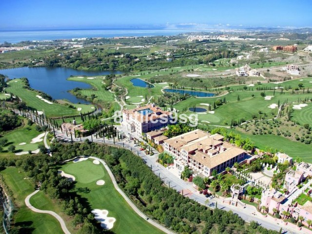 4 Slaapkamer Villa in Los Flamingos