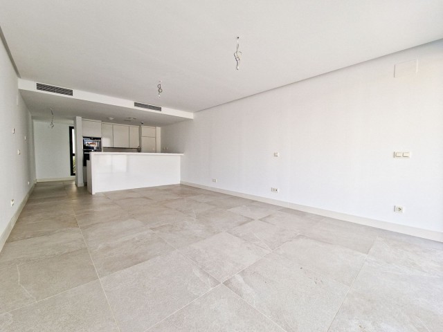 Apartamento con 2 Dormitorios  en Cabopino
