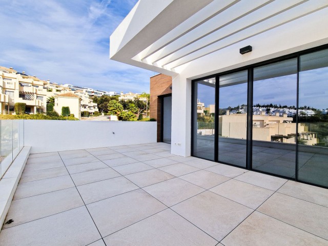 Apartamento con 2 Dormitorios  en Cabopino