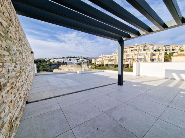 Apartamento con 2 Dormitorios  en Cabopino