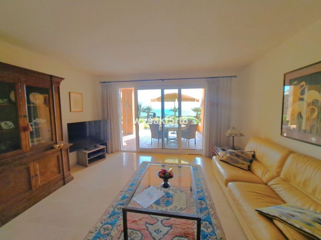 Apartamento con 3 Dormitorios  en La Duquesa