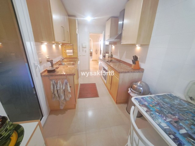 Apartamento con 3 Dormitorios  en La Duquesa