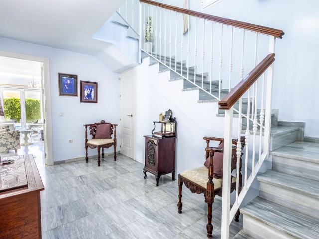 Villa, Alhaurin Golf, R4847188