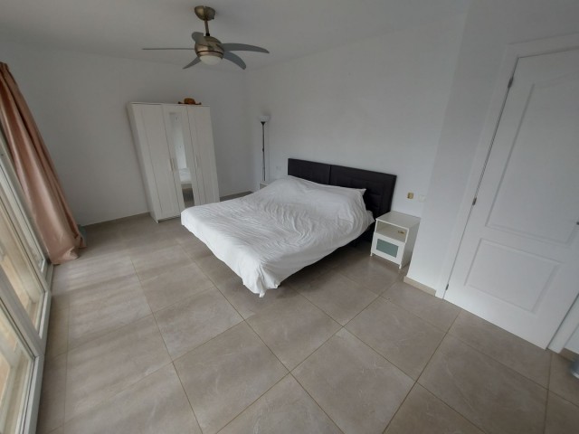 4 Soveroms Villa i Manilva