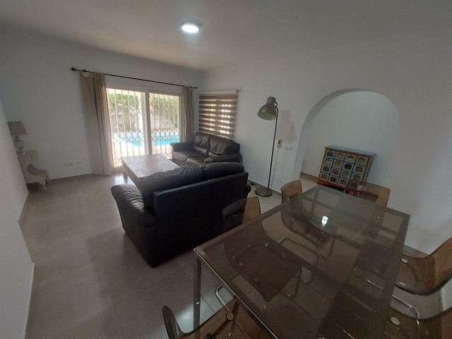 4 Soveroms Villa i Manilva