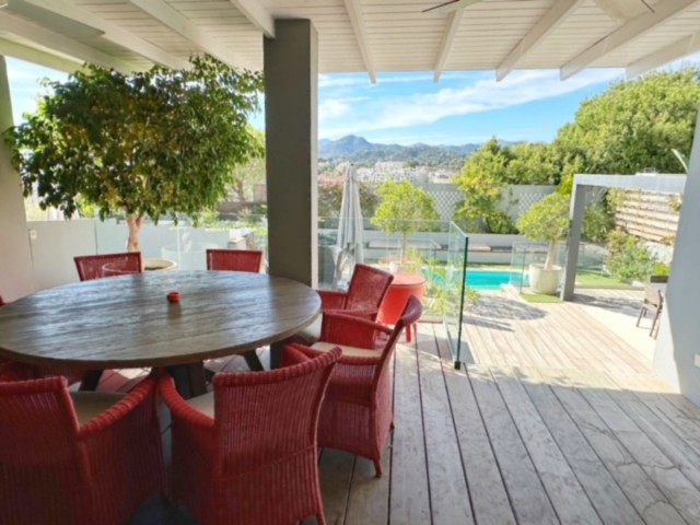 5 Schlafzimmer Villa in La Heredia