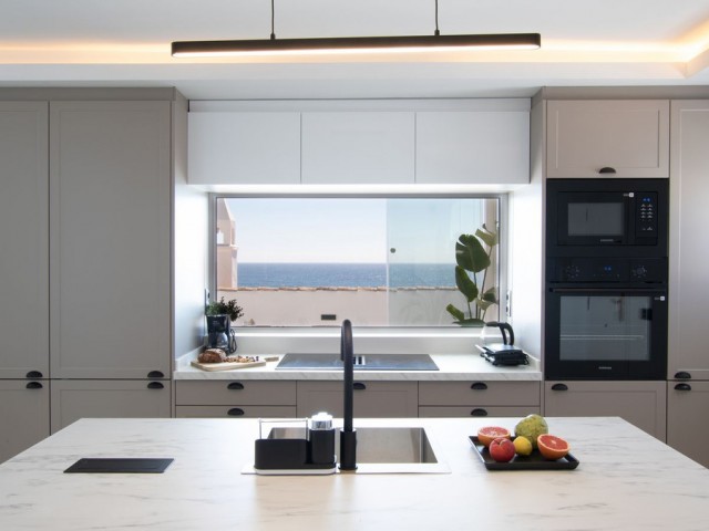 Kattohuoneisto Calahonda