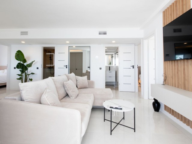 Kattohuoneisto Calahonda