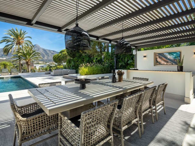 5 Slaapkamer Villa in Nueva Andalucía