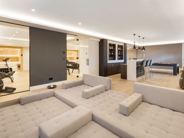 5 Slaapkamer Villa in Nueva Andalucía