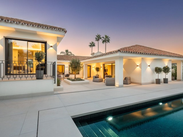 5 Slaapkamer Villa in Nueva Andalucía