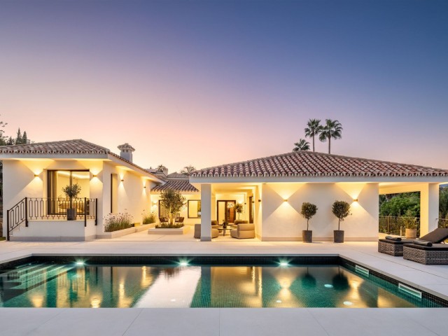 5 Slaapkamer Villa in Nueva Andalucía