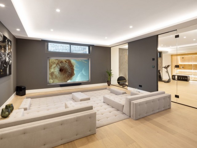 5 Slaapkamer Villa in Nueva Andalucía