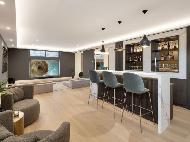 5 Slaapkamer Villa in Nueva Andalucía