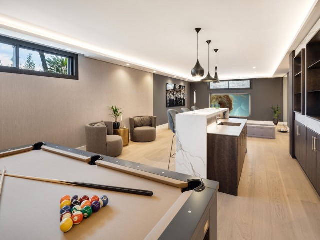 5 Slaapkamer Villa in Nueva Andalucía