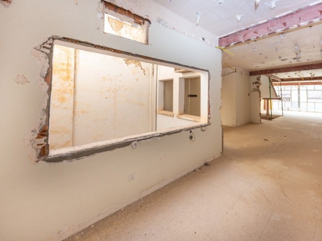 Kommerziell in Málaga