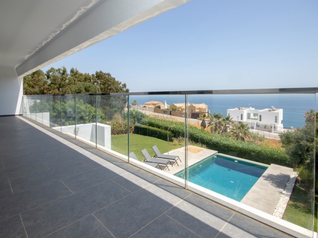 4 Schlafzimmer Villa in La Duquesa