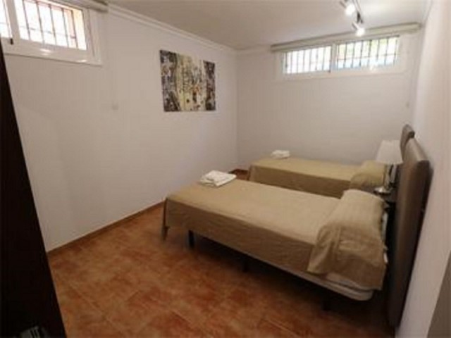 6 Makuuhuoneen Huvila Torremolinos