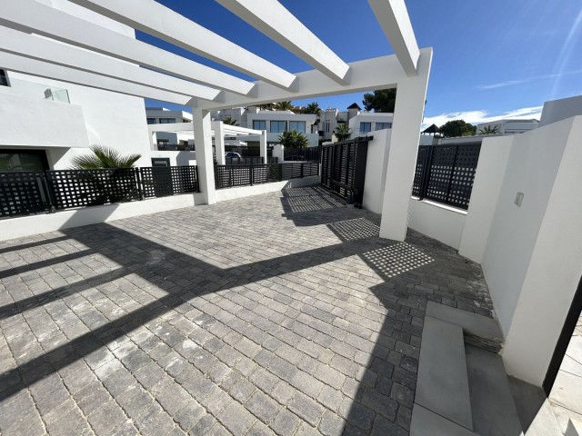 4 Slaapkamer Villa in Río Real