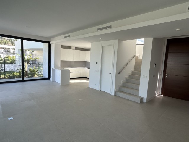 4 Slaapkamer Villa in Río Real