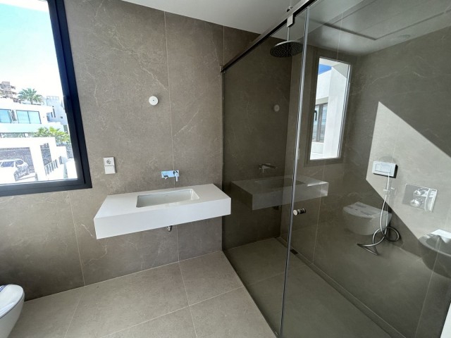 4 Slaapkamer Villa in Río Real