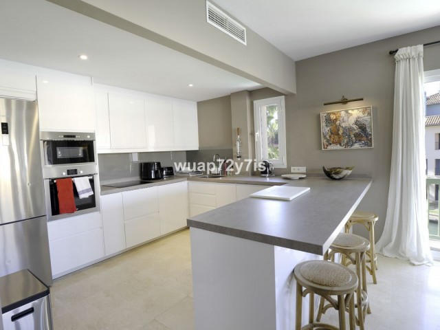 4 Schlafzimmer Apartment in Sotogrande Marina