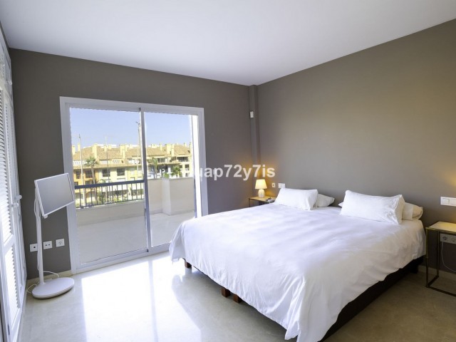 4 Schlafzimmer Apartment in Sotogrande Marina