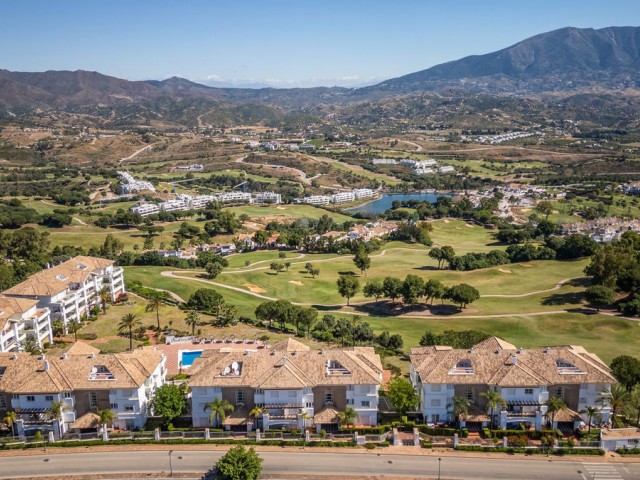 Ático con 3 Dormitorios  en La Cala Golf