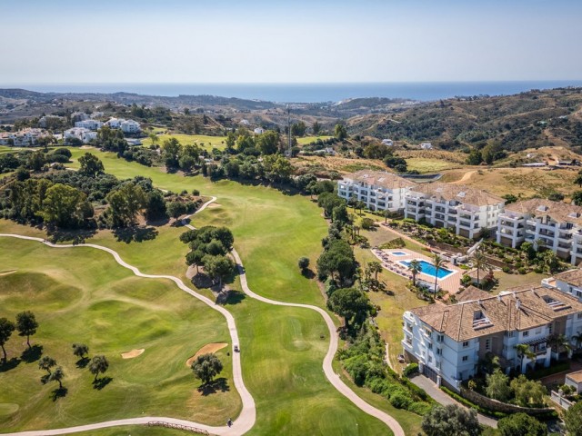 Ático con 3 Dormitorios  en La Cala Golf