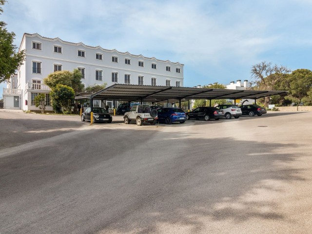 Commercial in Sotogrande