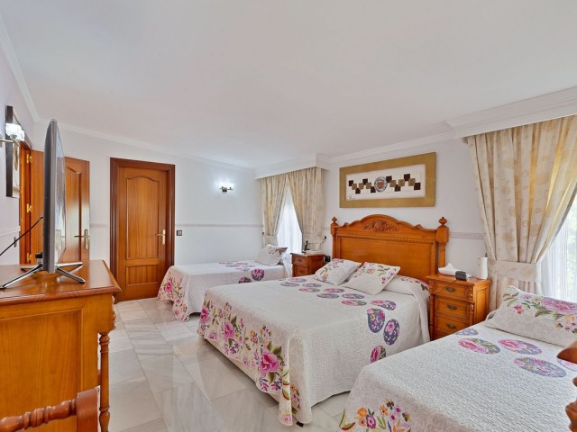 Villa avec 6 Chambres  à Campo Mijas