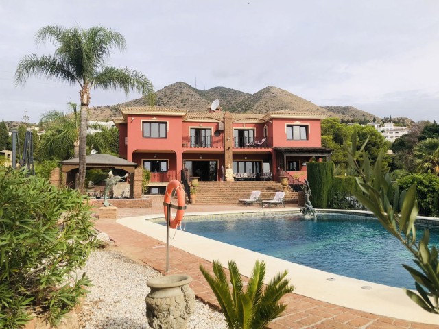 Villa, Benalmadena, R4853701