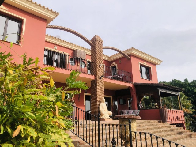 7 Slaapkamer Villa in Benalmadena
