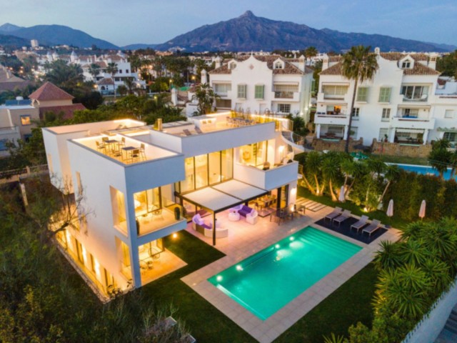 7 Slaapkamer Villa in Puerto Banús
