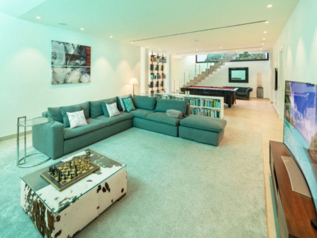 7 Slaapkamer Villa in Puerto Banús